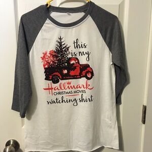 Hallmark Christmas baseball tee size S